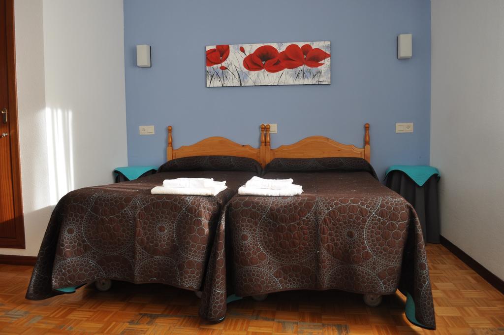 Hostal La Tablada Navaleno Exterior foto